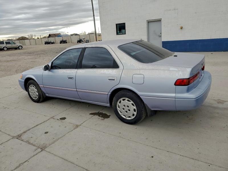 Photo 2 from auction – 1998 TOYOTA CAMRY with VIN JT2BG22K7W0109619