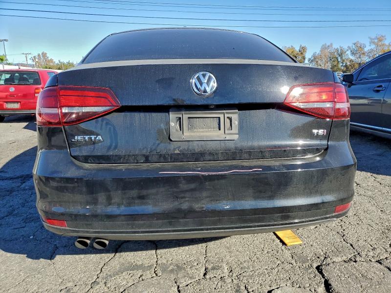 Photo 6 from auction – 2017 VOLKSWAGEN JETTA with VIN 3VW2B7AJ8HM308638