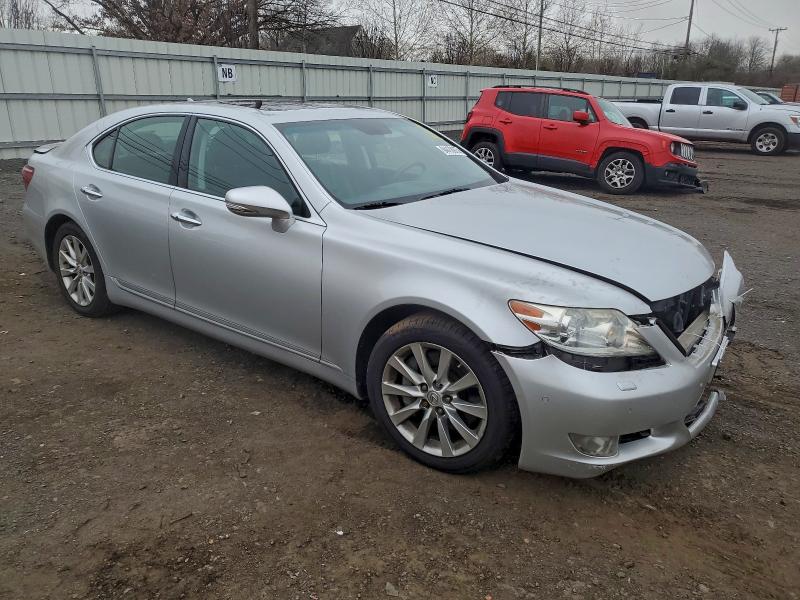 Photo 4 from auction – 2012 LEXUS LS 460 with VIN JTHCL5EF3C5013846