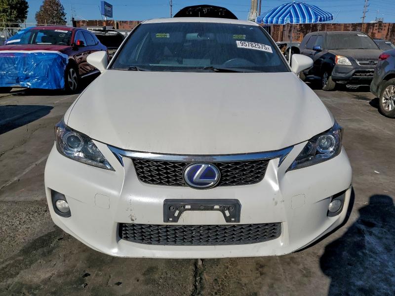 Photo 5 from auction – 2012 LEXUS CT 200 with VIN JTHKD5BH5C2058531