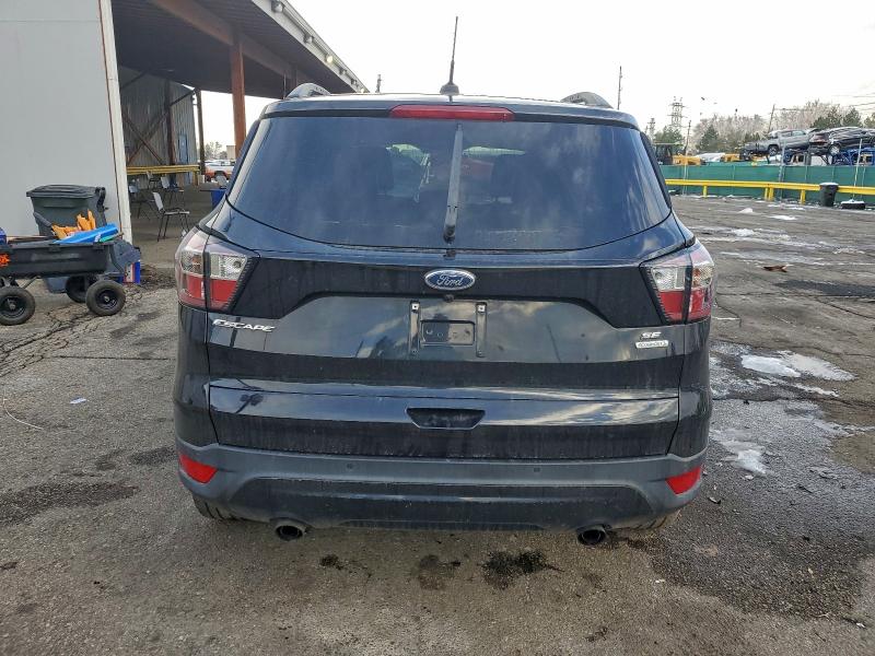 Photo 6 from auction – 2017 FORD ESCAPE SE with VIN 1FMCU0GD6HUD74753