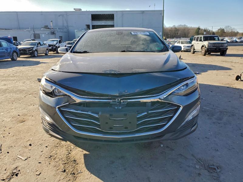 Photo 5 from auction – 2019 CHEVROLET MALIBU LT with VIN 1G1ZD5ST2KF158509