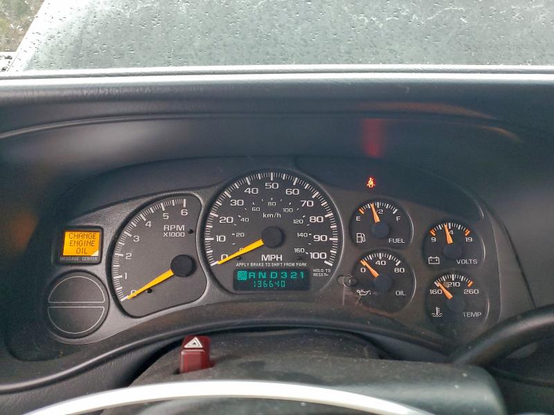 Photo 9 from auction – 2001 CHEVROLET SILVERADO with VIN 1GCEC14W51Z233032