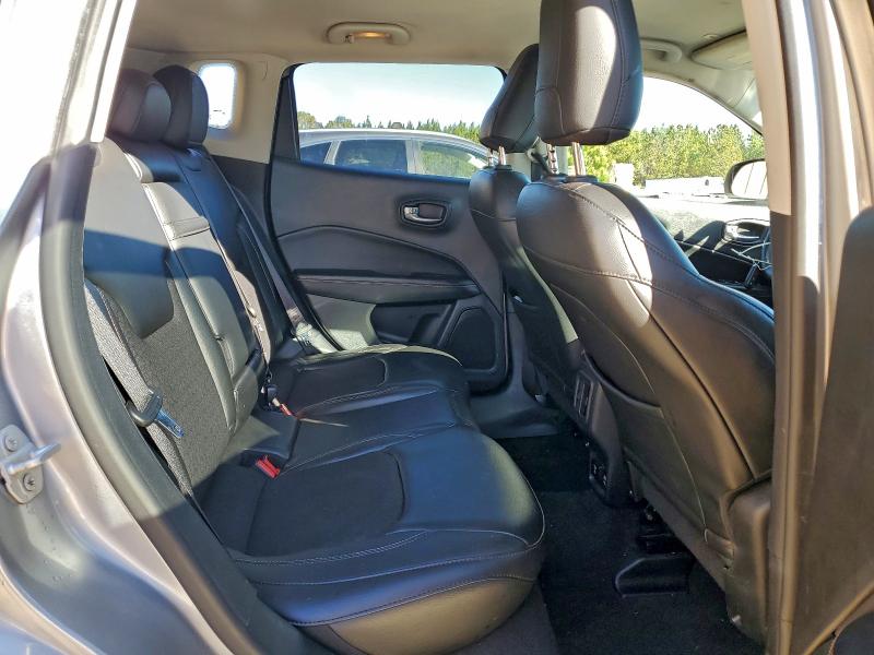Photo 11 from auction – 2018 JEEP COMPASS with VIN 3C4NJCBB7JT300559
