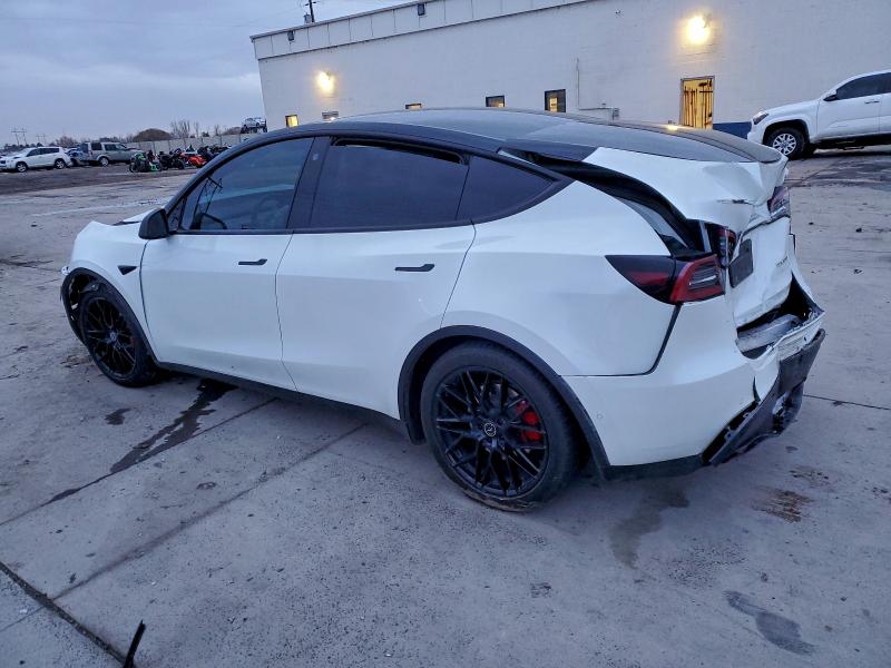 Photo 2 from auction – 2022 TESLA MODEL Y with VIN 7SAYGDEF5NF530012