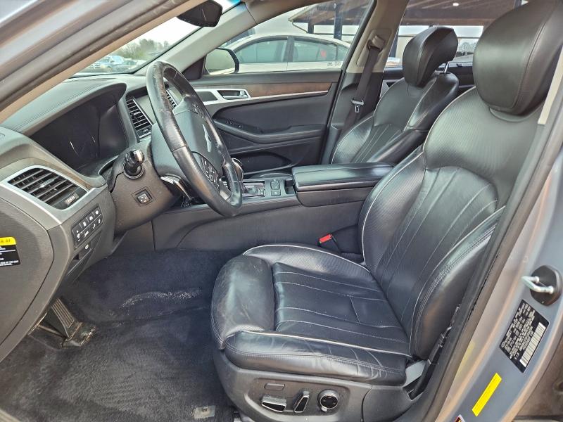 Photo 7 from auction – 2015 HYUNDAI GENESIS 5. with VIN KMHGN4JF8FU054394