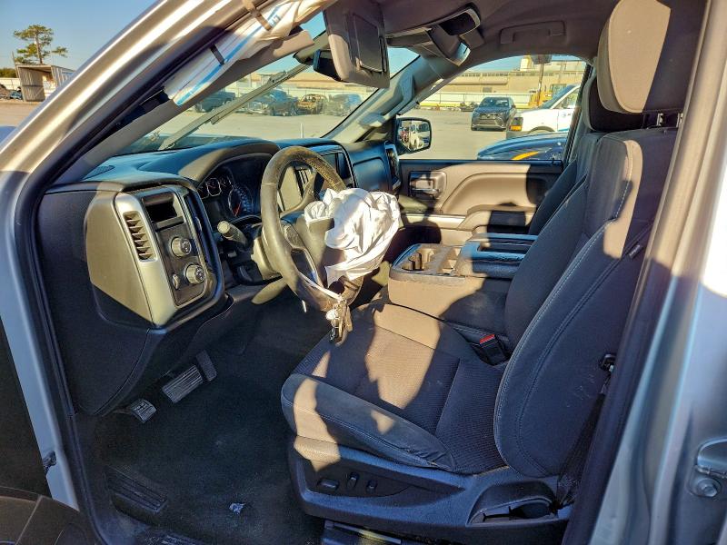 Photo 7 from auction – 2018 CHEVROLET SILVERADO with VIN 3GCUKRER5JG333461