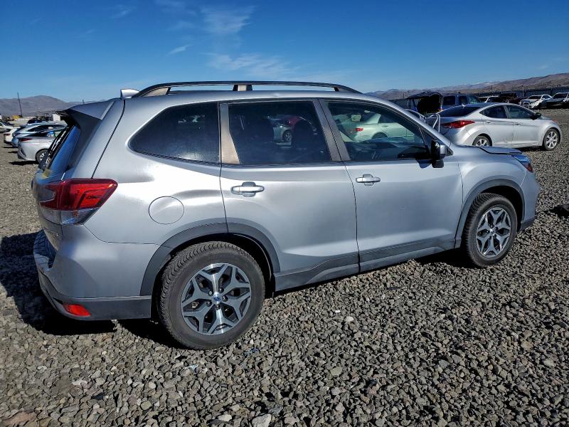 Photo 3 from auction – 2020 SUBARU FORESTER P with VIN JF2SKAGC0LH600212