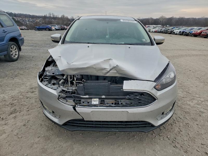 Photo 5 from auction – 2016 FORD FOCUS SE with VIN 1FADP3K21GL307687