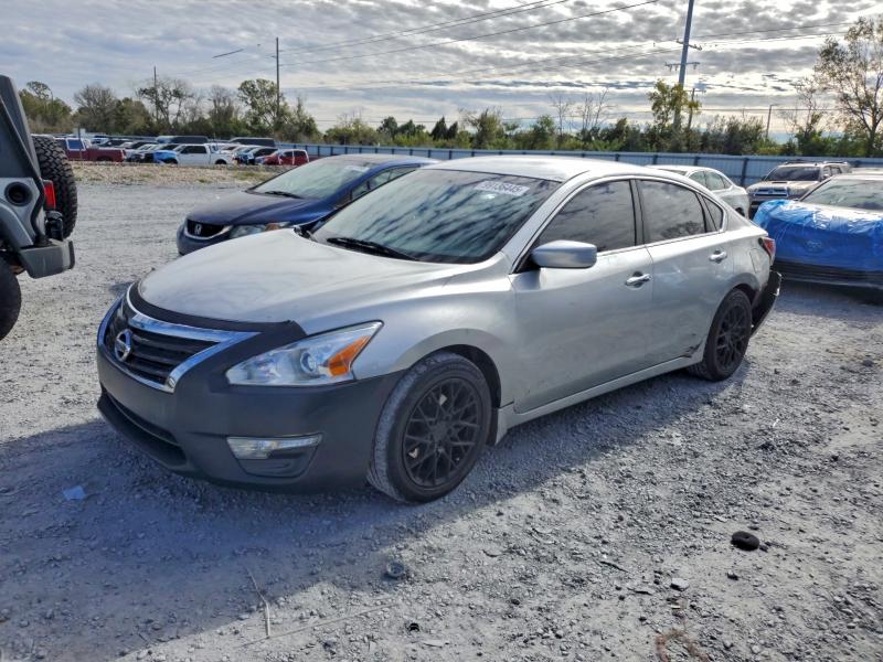 NISSAN ALTIMA 2.5 2015 with VIN 1N4AL3AP0FC429368 - Photo from auction