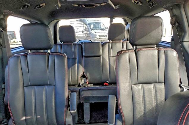 Photo 10 from auction – 2016 DODGE GRAND CARA with VIN 2C4RDGEG6GR333846