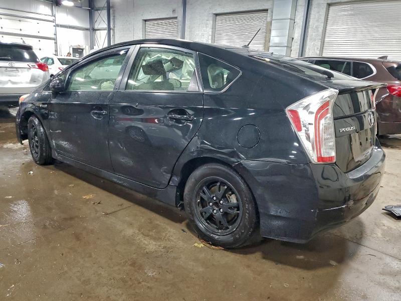 Photo 2 from auction – 2015 TOYOTA PRIUS with VIN JTDKN3DUXF0411312