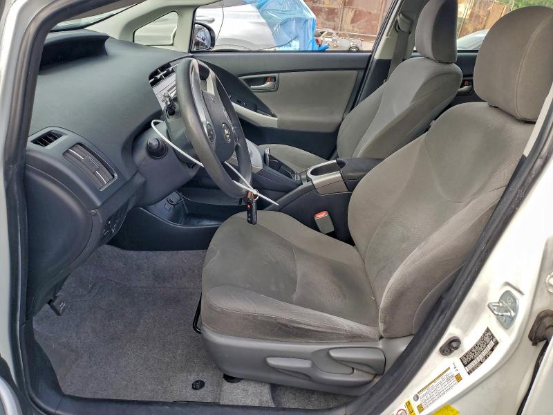 Photo 7 from auction – 2015 TOYOTA PRIUS with VIN JTDKN3DUXF1893340