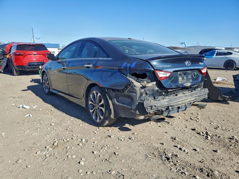 Photo 2 from auction – 2014 HYUNDAI SONATA SE with VIN 5NPEC4AC2EH927816