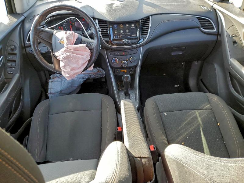 Photo 8 from auction – 2018 CHEVROLET TRAX LS with VIN KL7CJKSB8JB732609