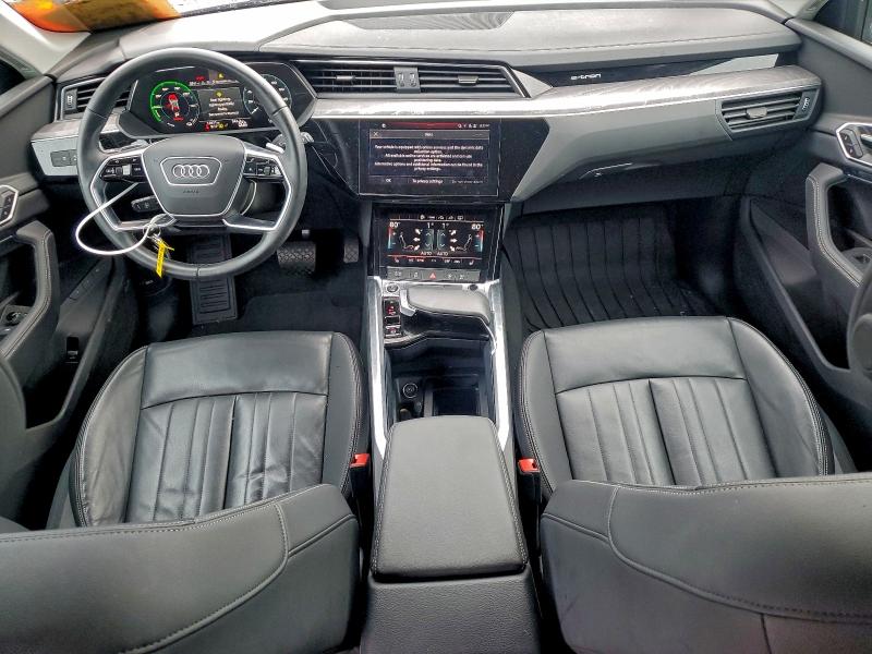 Foto 8 de la subasta – 2024 AUDI Q8 E-TRON con VIN WA14AAGE6RB053237