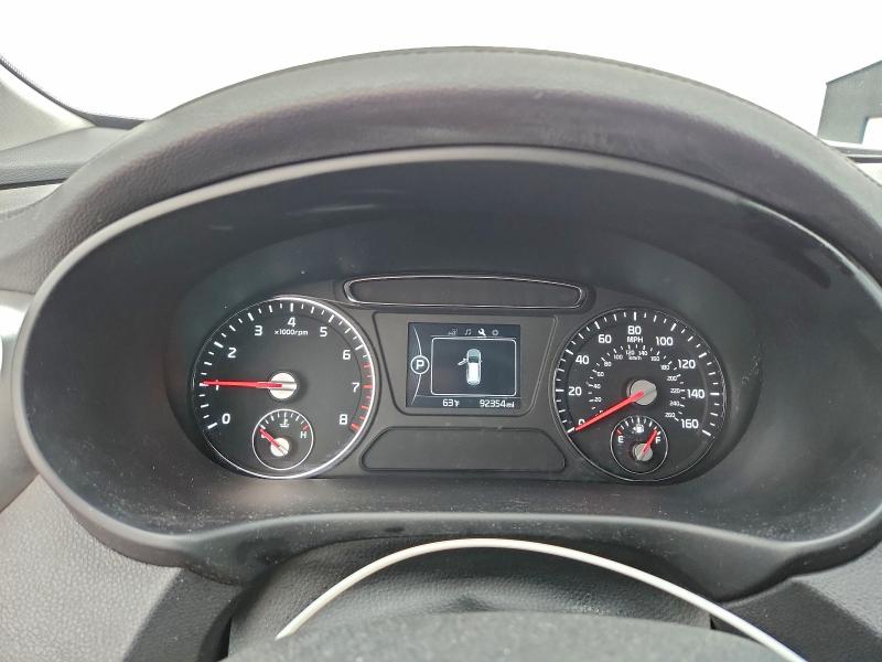 Photo 9 from auction – 2016 KIA SORENTO LX with VIN 5XYPGDA56GG034038