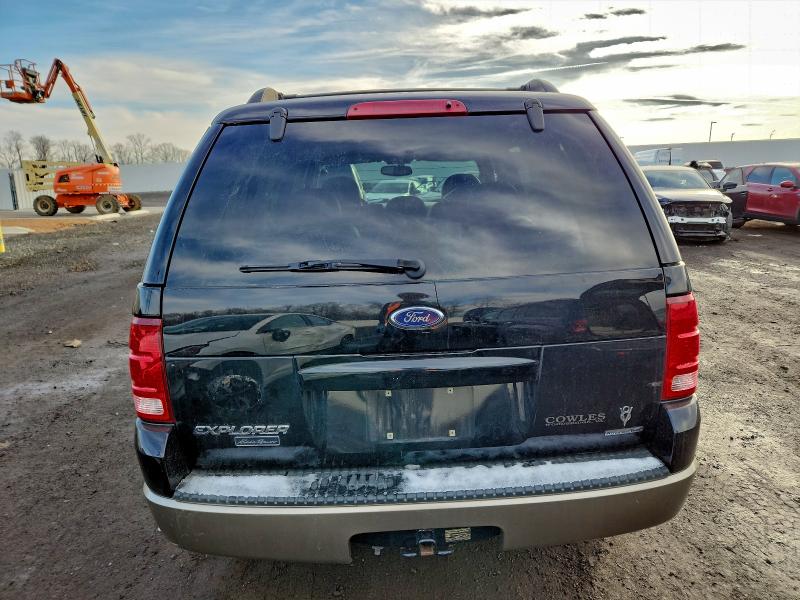Photo 6 from auction – 2004 FORD EXPLORER E with VIN 1FMDU74W34UB67220