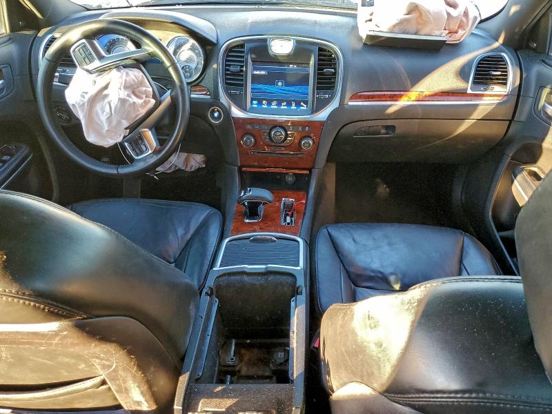 Photo 8 from auction – 2012 CHRYSLER 300 LIMITE with VIN 2C3CCACG2CH310089
