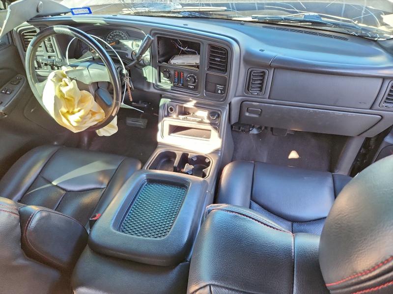 Photo 8 from auction – 2003 CHEVROLET SILVERADO with VIN 2GCEK19T331135730