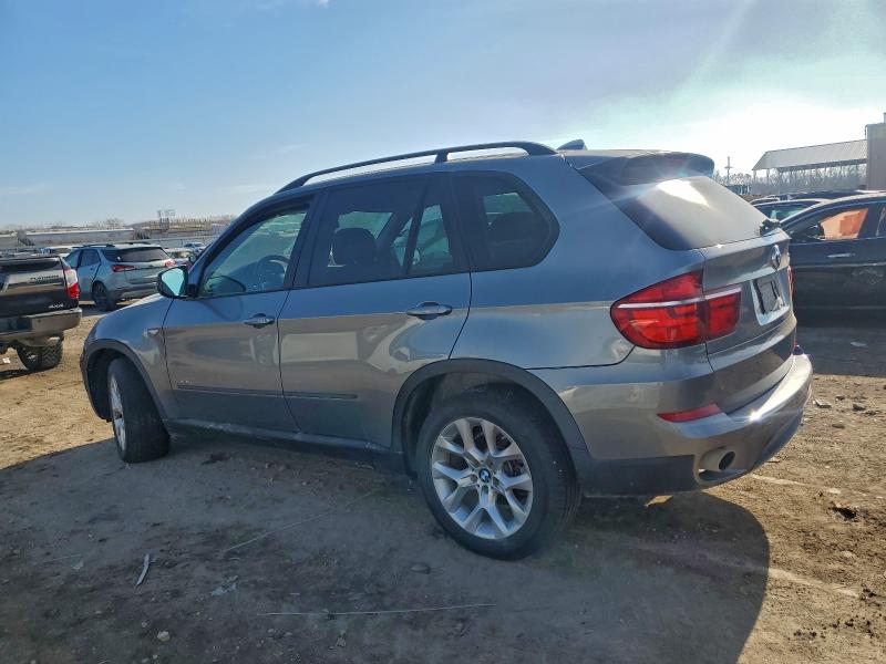 Photo 2 from auction – 2011 BMW X5 XDRIVE3 with VIN 5UXZV4C57BL740748