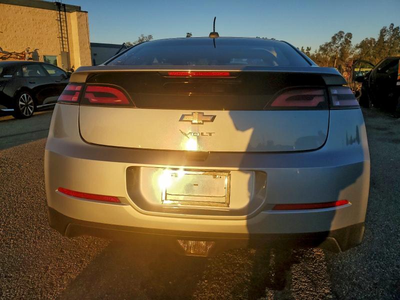 Фото 6 с аукциона – 2015 CHEVROLET VOLT с VIN 1G1RC6E47FU126489