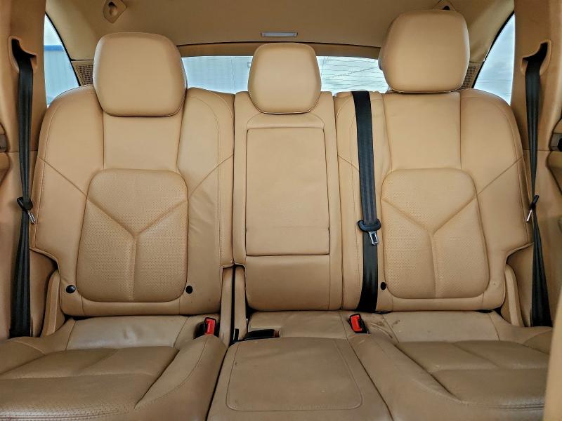 Photo 10 from auction – 2012 PORSCHE CAYENNE with VIN WP1AA2A24CLA07158