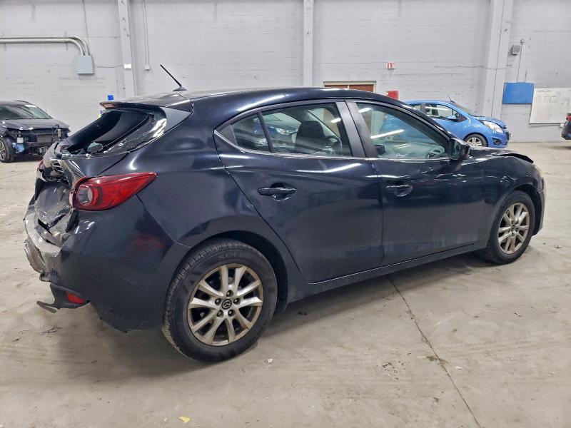 Photo 3 from auction – 2014 MAZDA 3 TOURING with VIN JM1BM1L71E1171983