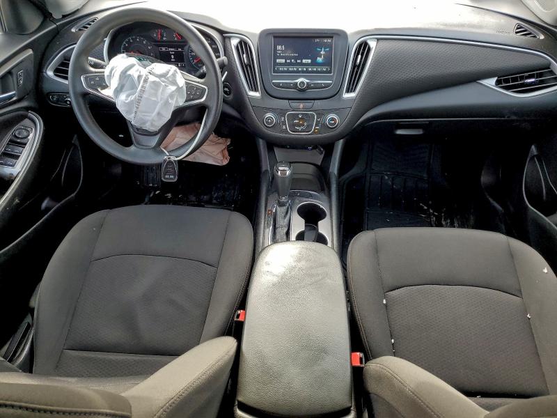 Photo 8 from auction – 2018 CHEVROLET MALIBU LS with VIN 1G1ZB5ST0JF281925