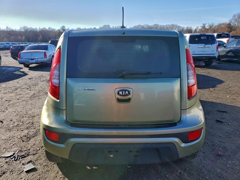 Photo 6 from auction – 2013 KIA SOUL with VIN KNDJT2A5XD7523556