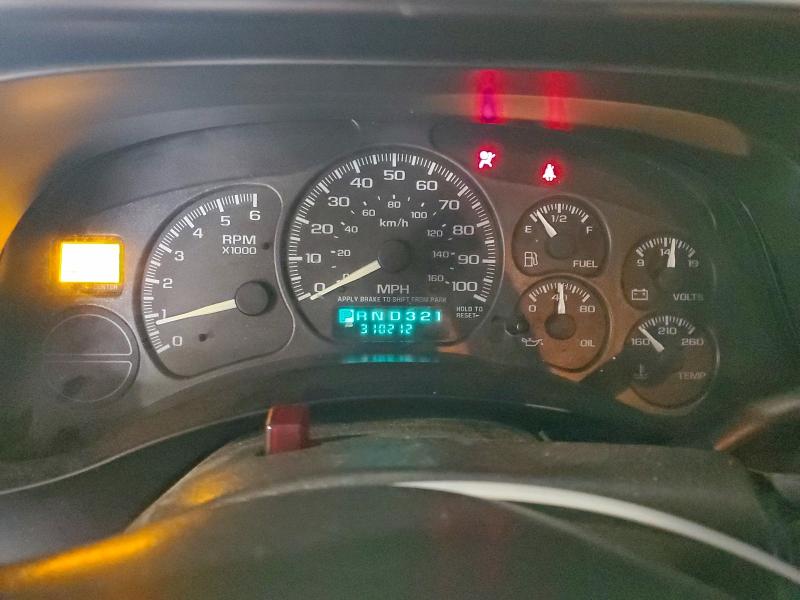 Photo 9 from auction – 2000 GMC NEW SIERRA with VIN 2GTEC19V6Y1301678