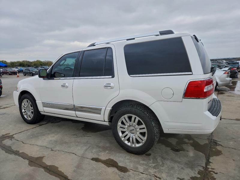 Photo 2 from auction – 2013 LINCOLN NAVIGATOR with VIN 5LMJJ2H54DEL06519