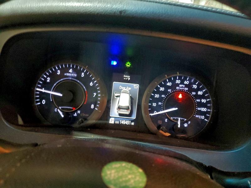 Photo 9 from auction – 2015 TOYOTA SIENNA XLE with VIN 5TDDK3DC6FS103298