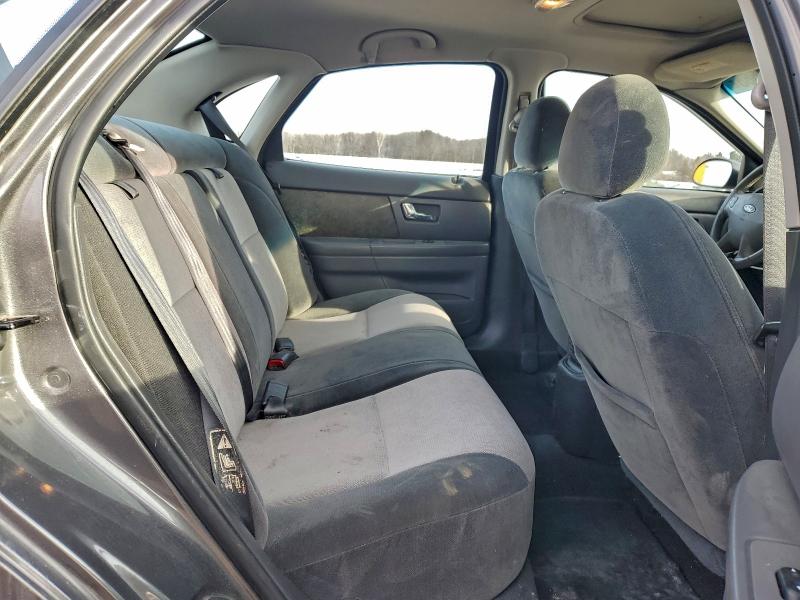 Photo 10 from auction – 2002 FORD TAURUS SES with VIN 1FAFP55S72G237758