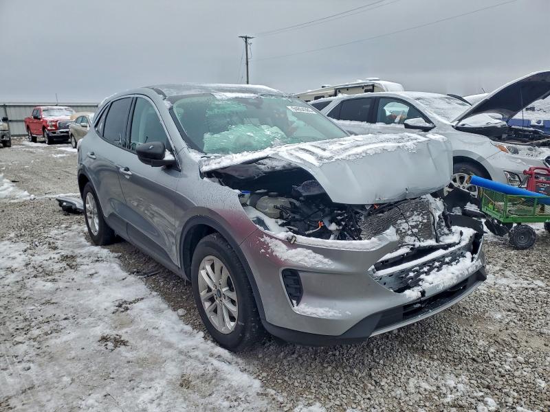 Photo 4 from auction – 2022 FORD ESCAPE SE with VIN 1FMCU0G67NUB85204