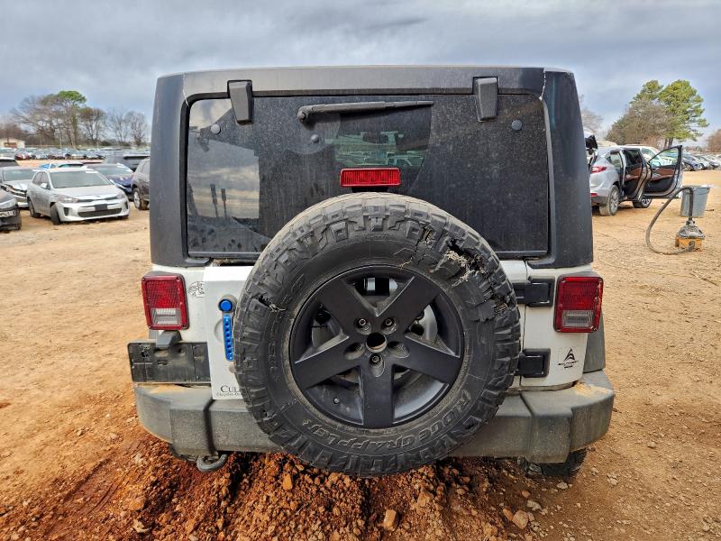 Photo 6 from auction – 2017 JEEP WRANGLER U with VIN 1C4BJWDG4HL716488