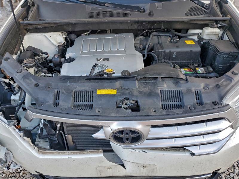 Photo 12 from auction – 2013 TOYOTA HIGHLANDER with VIN 5TDBK3EH2DS270532