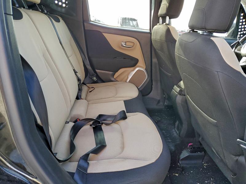 Photo 11 from auction – 2016 JEEP RENEGADE with VIN ZACCJBBT8GPD45388