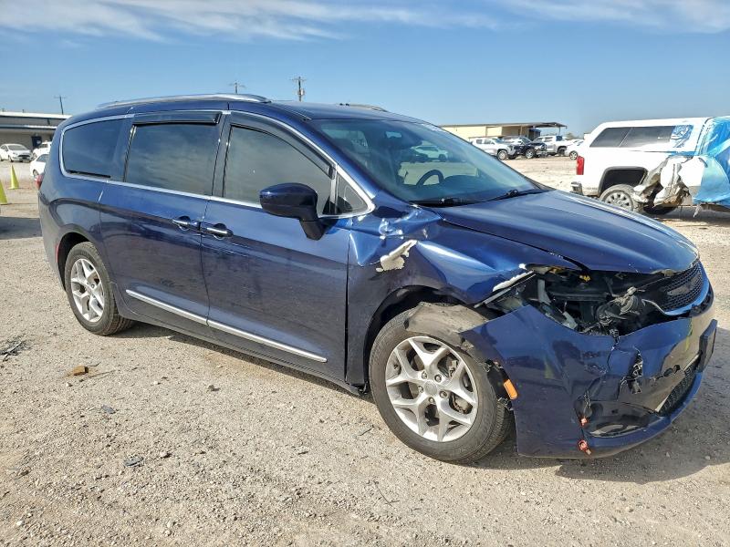 Photo 4 from auction – 2017 CHRYSLER PACIFICA T with VIN 2C4RC1EG1HR780134