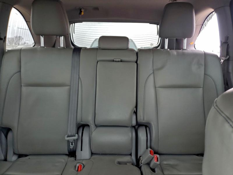 Photo 10 from auction – 2017 TOYOTA HIGHLANDER with VIN 5TDJZRFH8HS387482