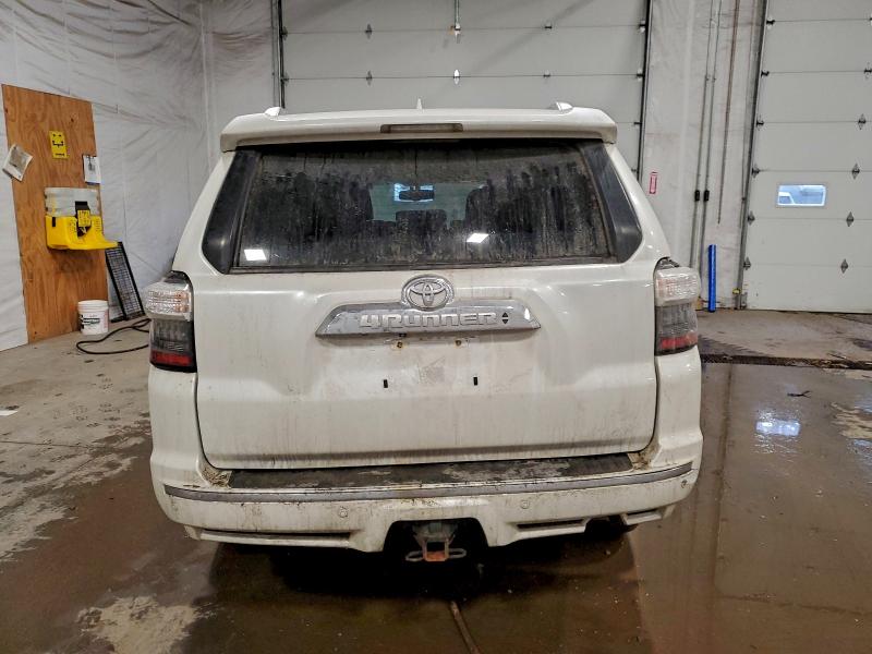 Photo 6 from auction – 2014 TOYOTA 4RUNNER with VIN JTEBU5JR9E5180513