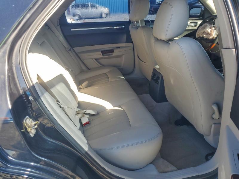 Photo 10 from auction – 2006 CHRYSLER 300C with VIN 2C3KA63H46H527252