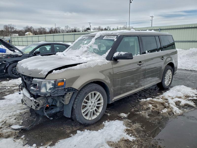 FORD FLEX SEL 2013 مع رقم تعريف المركبة 2FMHK6C89DBD18507 - صورة من المزاد