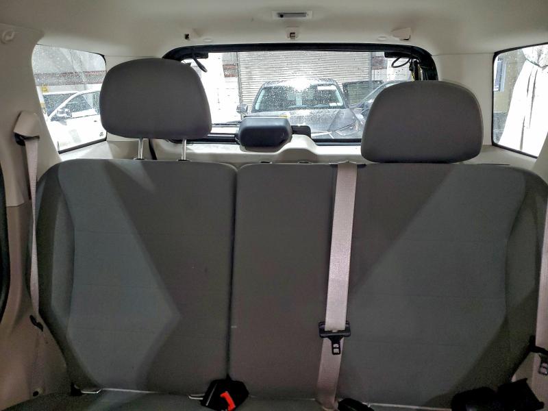 Photo 10 from auction – 2010 FORD ESCAPE XLS with VIN 1FMCU9C72AKB06739