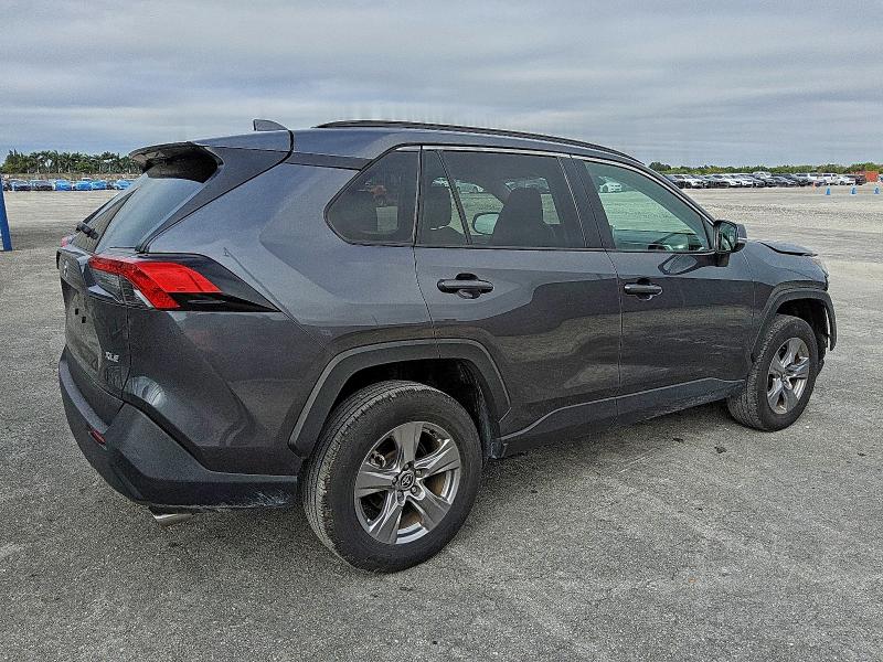 Photo 3 from auction – 2025 TOYOTA RAV4 XLE with VIN 2T3W1RFVXSC308677