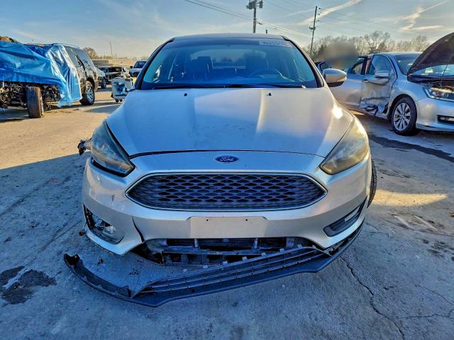 Photo 5 from auction – 2016 FORD FOCUS SE with VIN 1FADP3F22GL332334