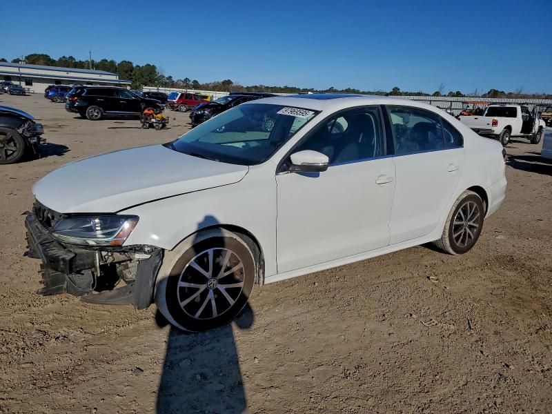 Zdjęcie 1 z aukcji – 2017 VOLKSWAGEN JETTA SE z VIN 3VWDB7AJ9HM210226
