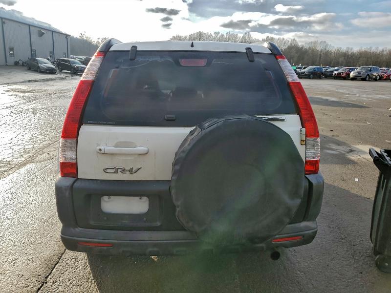 Photo 6 from auction – 2005 HONDA CR-V LX with VIN JHLRD78595C065636