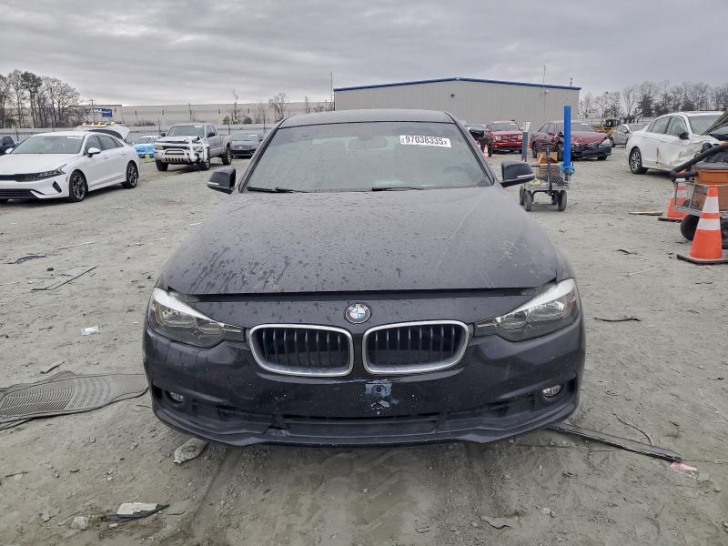 Photo 5 from auction – 2017 BMW 330 XI with VIN WBA8D9G52HNT90947