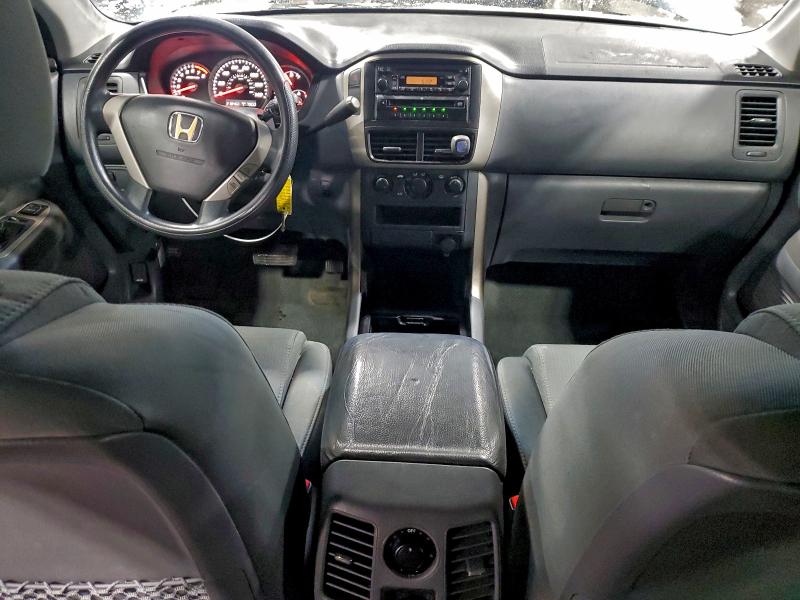 Photo 8 from auction – 2006 HONDA PILOT LX with VIN 5FNYF28136B022577